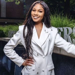 Meet your Posher, De’jah